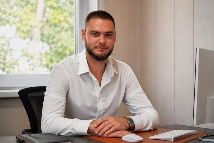 Специалист отдела логистики